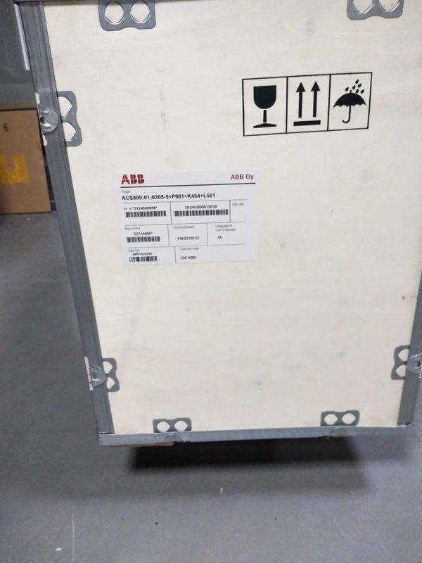 ABB ACS800-04-0260-2 200kW 445A 주파수 변환기 단일 드라이브 모듈 205kg