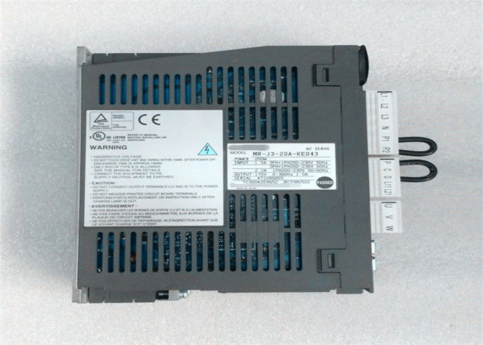 200W MITSUBISHI AC 세르보 증폭기 MR-J3-20A-KE043 360Hz 1.5A 산업 드라이브 출력 170V