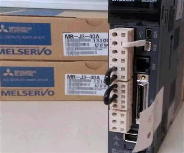 MR-J3-200B 2KW AC 3 위상 증폭기 미츠비시 MR-J3 200 내지 230 Ｖ