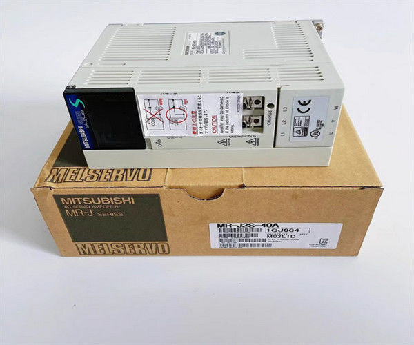 MELSERVO MR-J2 모션 컨트롤 드라이브 시스템 200-230 VAC로 제어 기능을 최적화하십시오