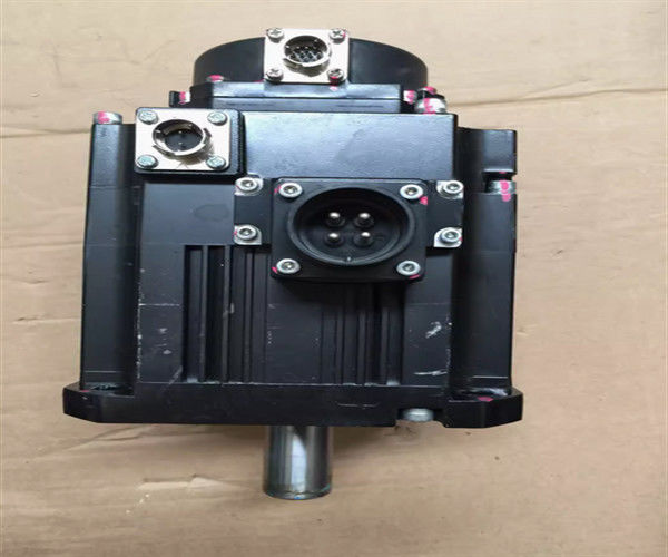 3000 rpm 출력 속도 및 15.9A 등급 전류 산업용 서보 모터 24mm 샤프트 크기